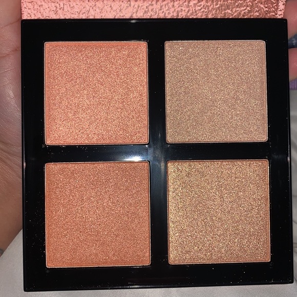 Highlighter bundle by Essence - Picture 6 of 7
